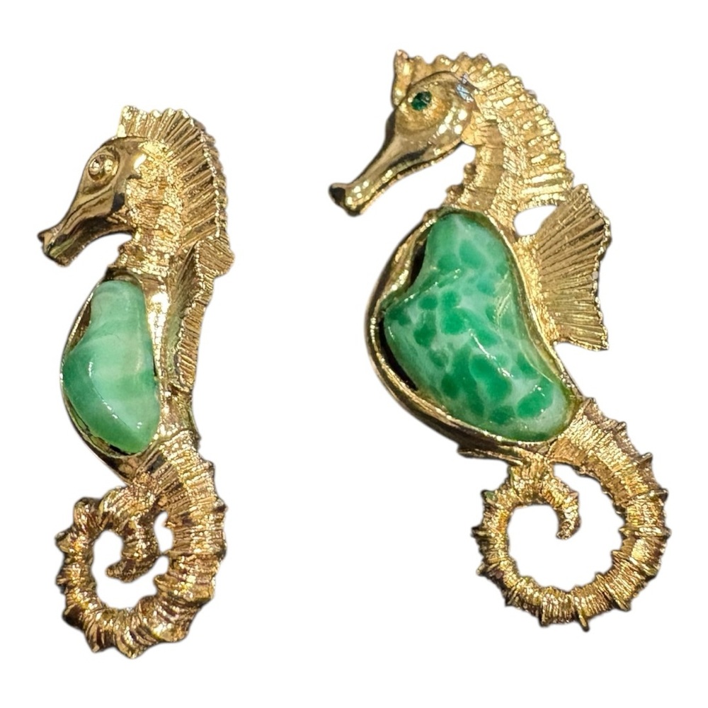 Vintage Seahorse Brooch Pair Goldtone Green Lucite Cabochon – Ocean Jewelry J18